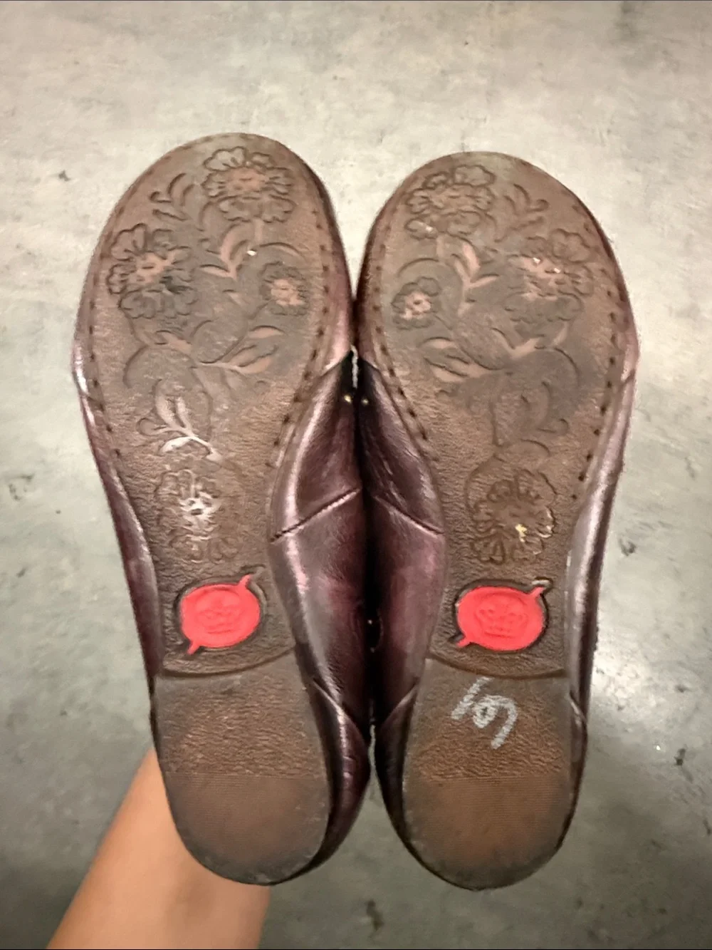 Born Women's Burgundy Leather Ballet Flats